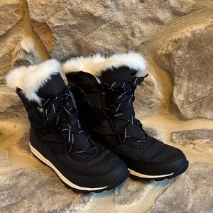 Sorel Black Winter Nylon Boots with White Fur Lining - New w/o tags